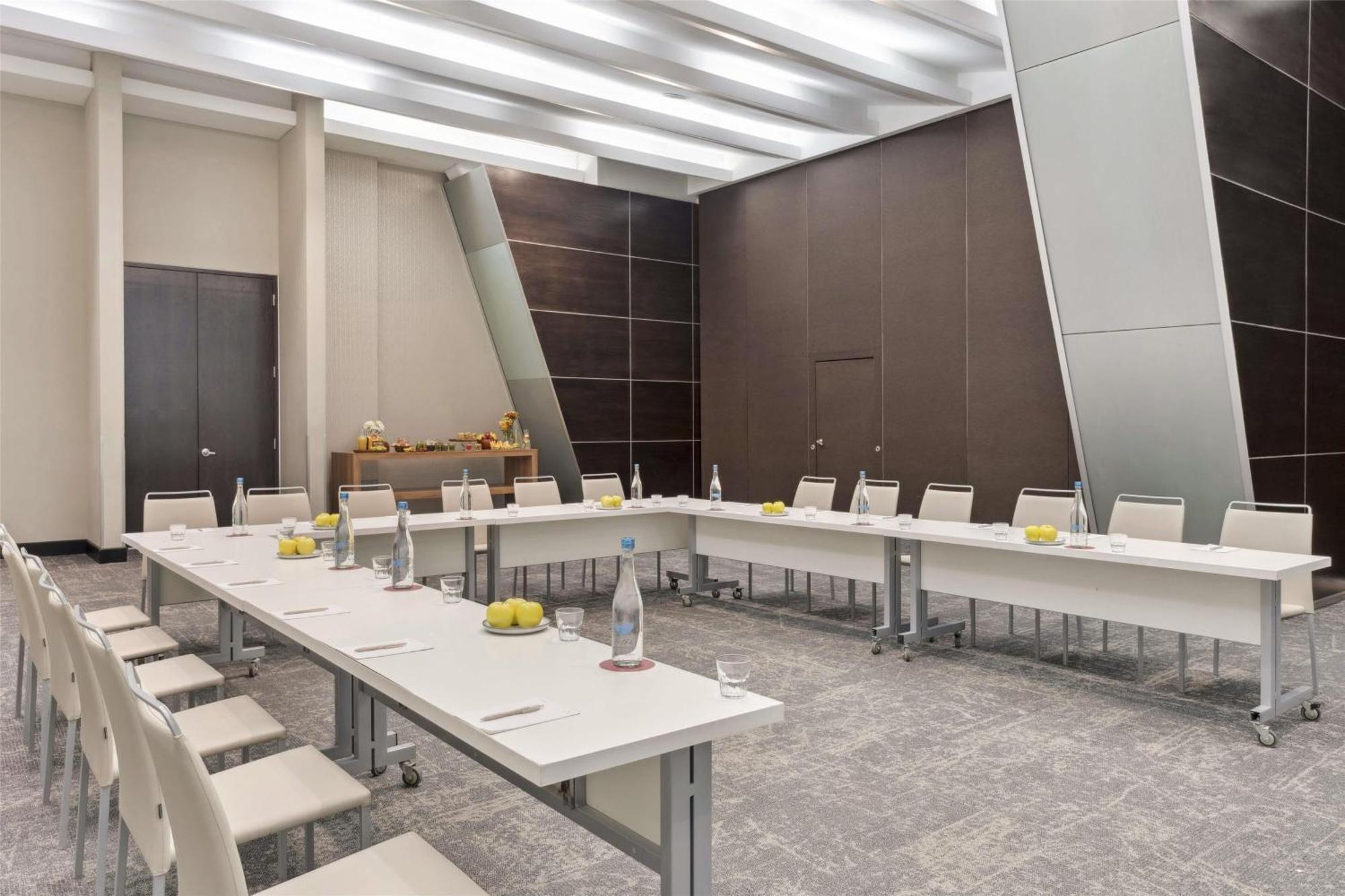 Hotel Nh Collection Monterrey San Pedro 4*